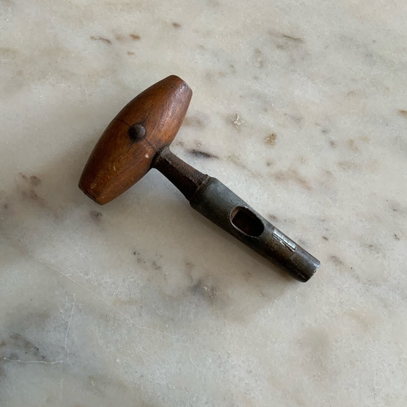 Wood&Metal Keg Barrel Tapper - Picture 11 of 11